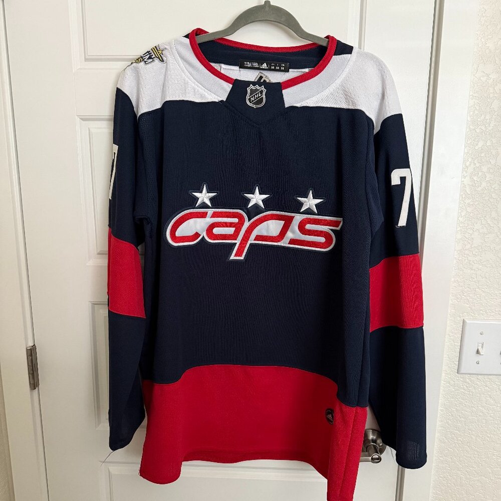 Men's TJ Oshie Navy Washington Capitals 2018 NHL Stadium Series